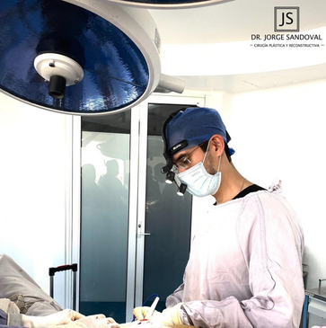 Slider image (5) Dr. Jorge Sandoval - Plastic Surgeon in Mexico City